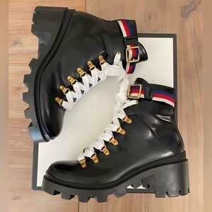 GUCCI leather ankle boot with Sylvie web size 40.5